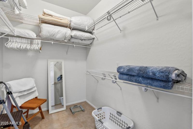 Walk-in Closet