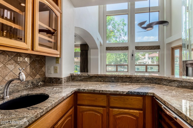 Wet Bar w/Granite Countertop