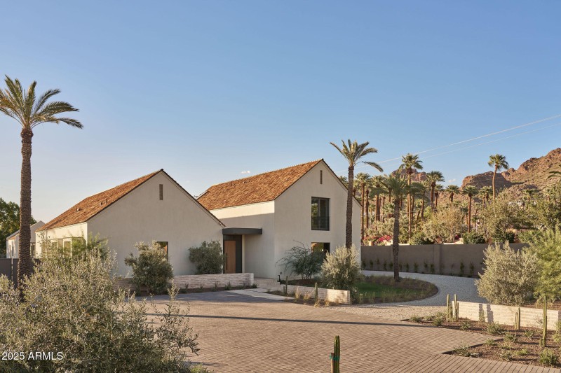 Nomad-Rubicon-listing40