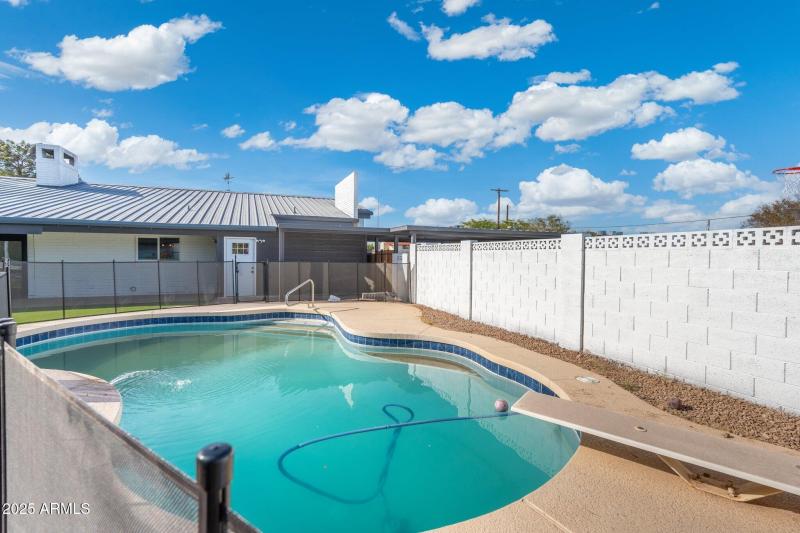 52-web-or-mls-DSC08010-HDR-Edit