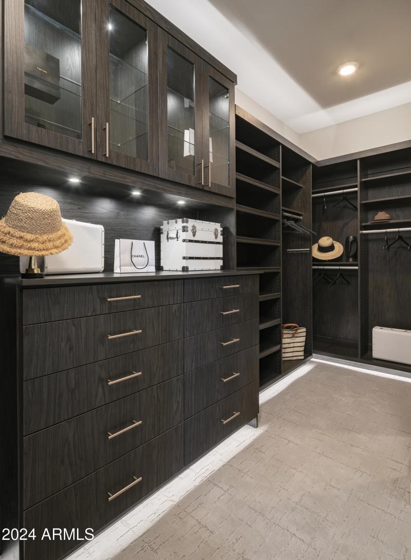 Palmer Primary Bedroom Closet