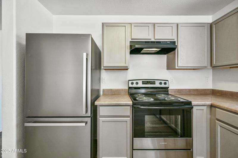 13-225EGS-ocupix-9-10