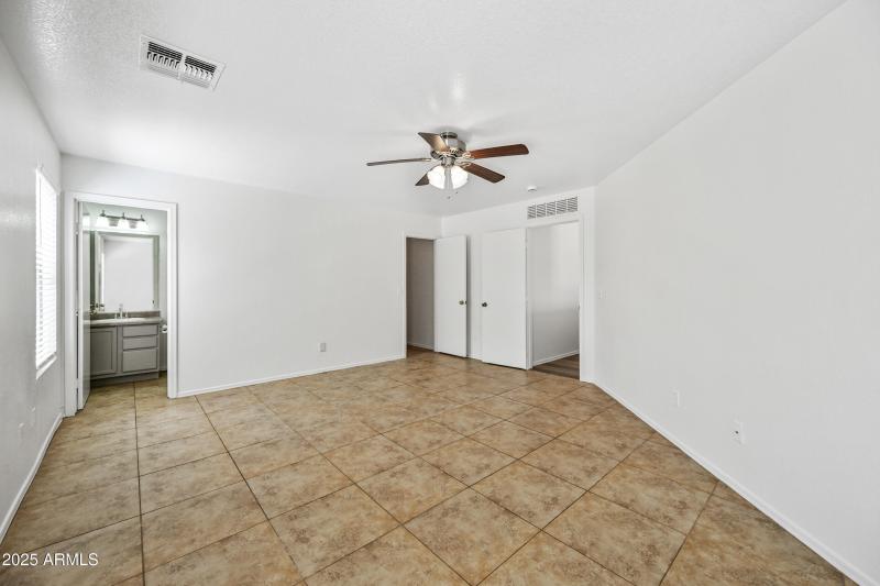 17-225EGS-ocupix-9-10