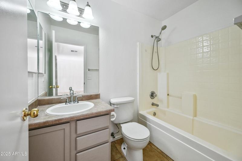 18-225EGS-ocupix-9-10