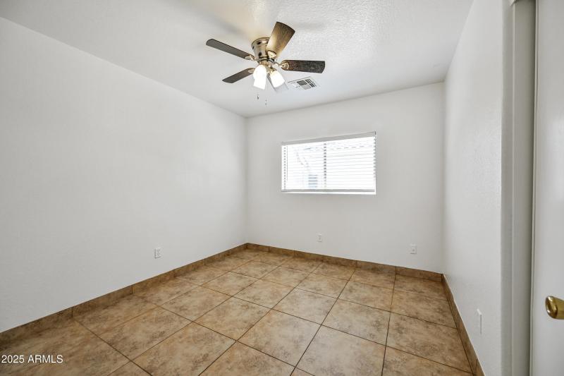 20-225EGS-ocupix-9-10