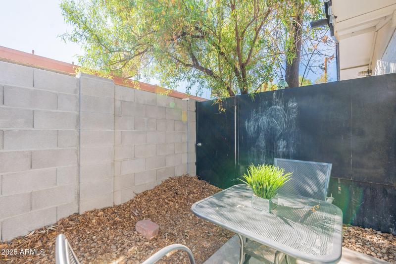 27-web-or-mls-College-27