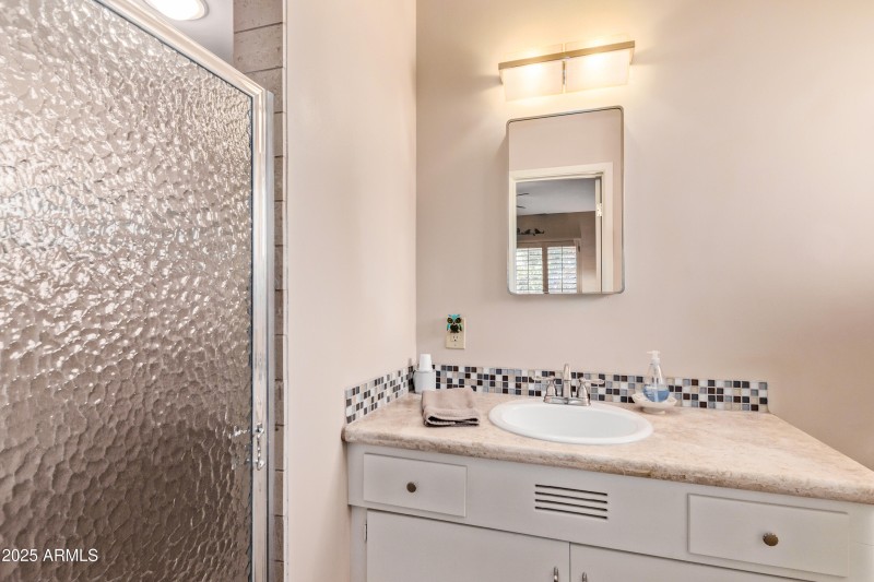 Secondary master bathroom