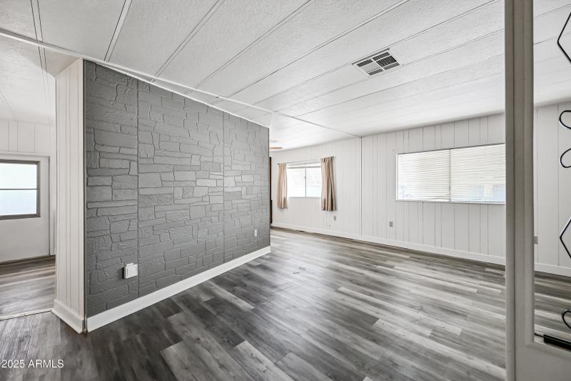 4-11411N91A221-ocupix