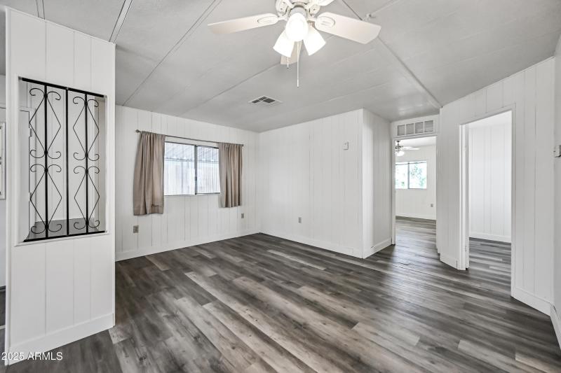 8-11411N91A221-ocupix