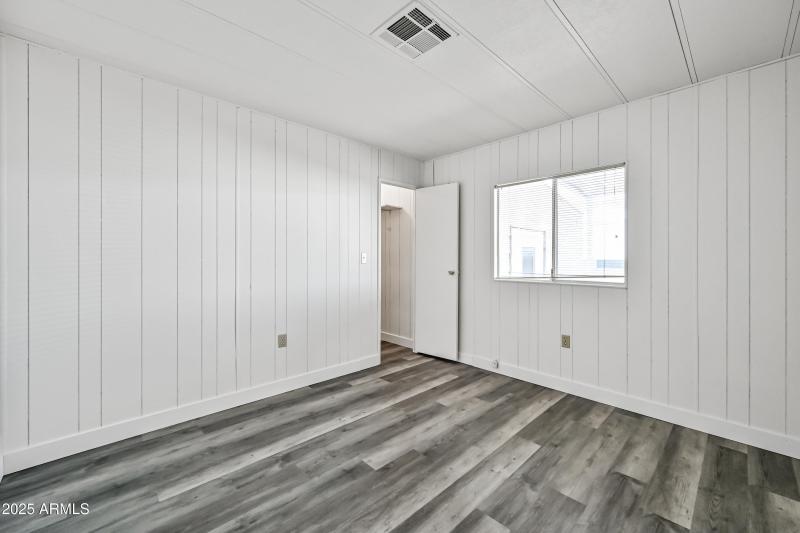 16-11411N91A221-ocupix