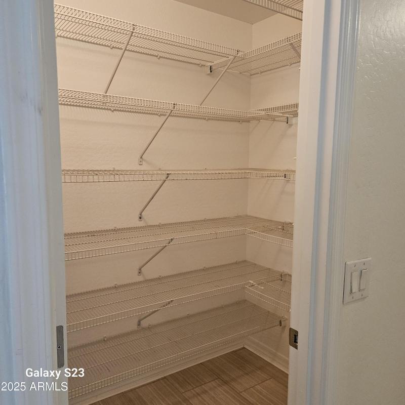 Pantry walk-in