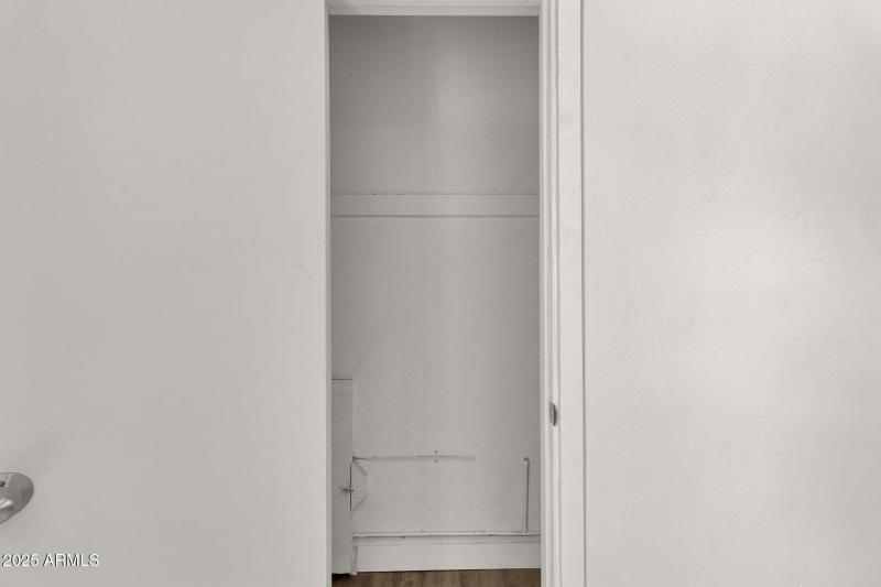 41-web-or-mls-325-n-17th-dr-a-b-c