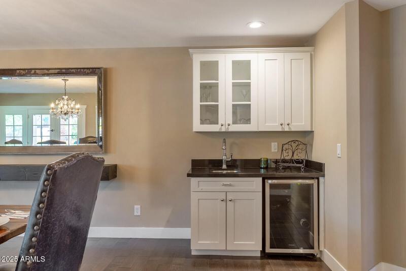 20_12140_N_76th_Ct__20_mls