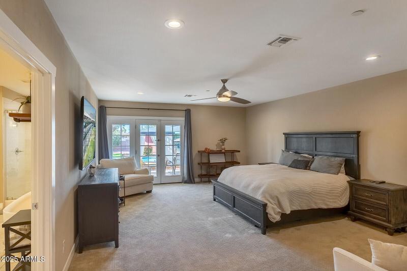 27_12140_N_76th_Ct__27_mls