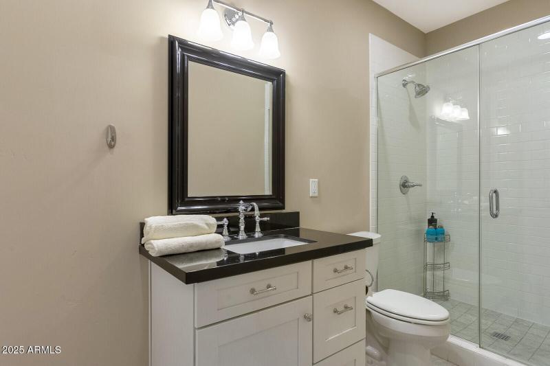 66_12140_N_76th_Ct__66_mls