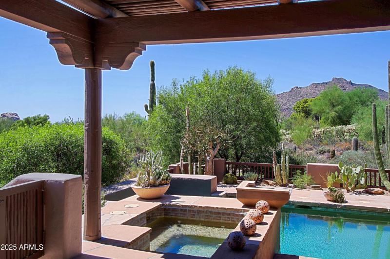 Master Bedroom Patio Views 2