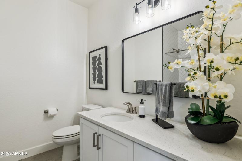 24-web-or-mls-16710-e-trevino-dr