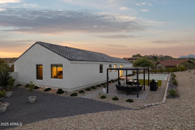 12-web-or-mls-16710-e-trevino-dr