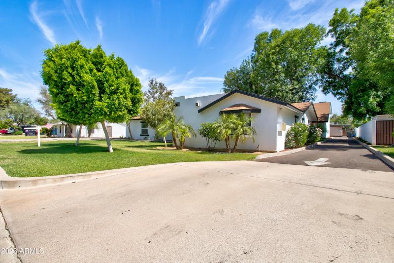 2215 W Agusta ave phx 103-3