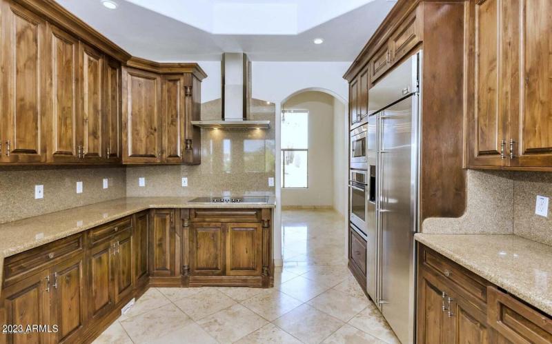 20181026035422401877000000-o