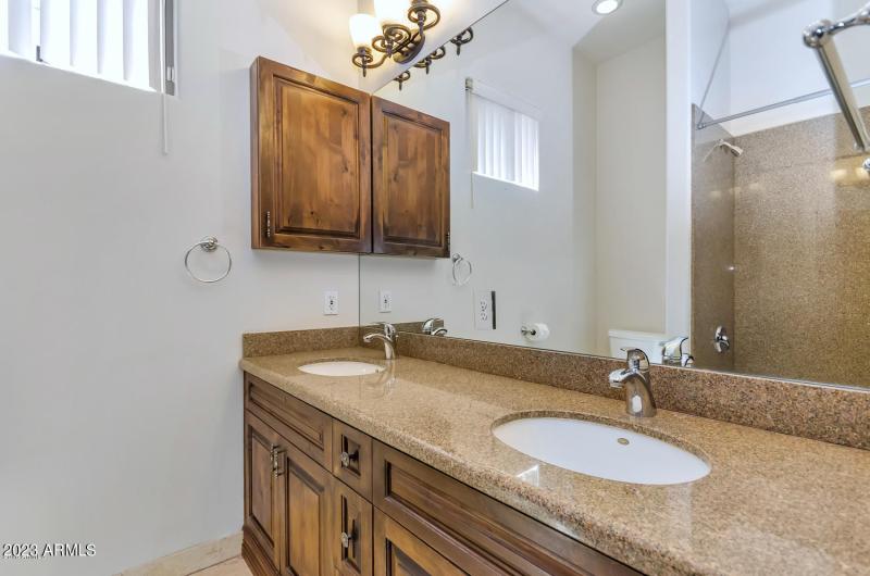 20181026035451107358000000-o