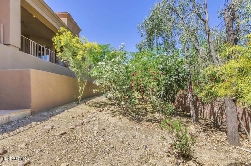 20181026035509299057000000-o