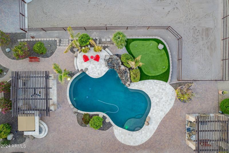 121-web-or-mls-Hombre-aerial-12