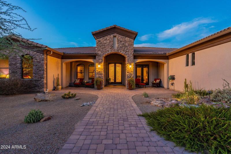 158-web-or-mls-Hombre-twilight-37