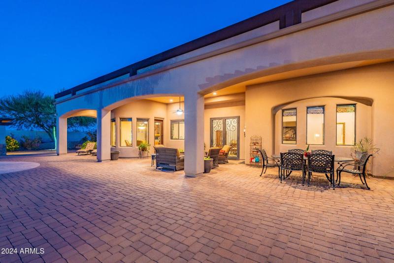 182-web-or-mls-Hombre-twilight-61