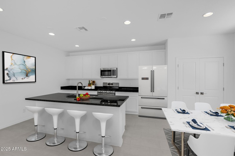 KITCHEN & DINING_final