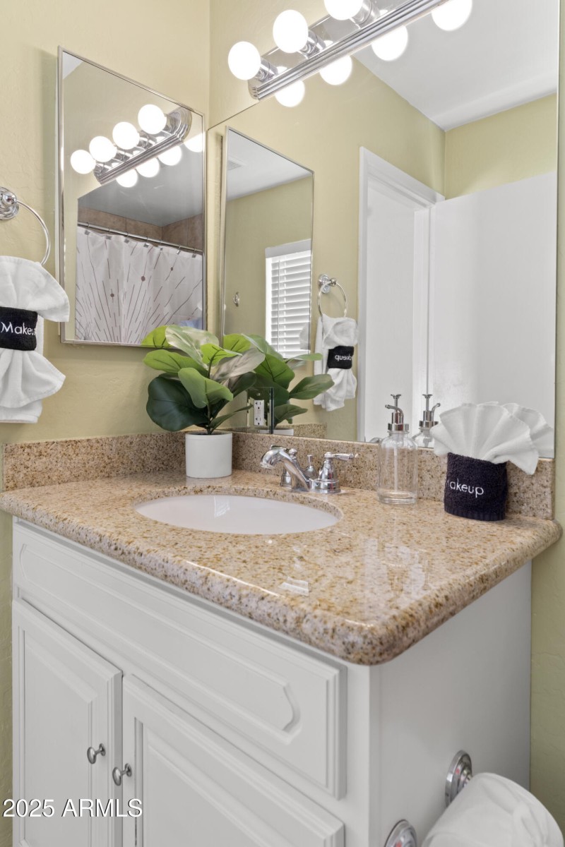 20_8655_E_Monte_Vista_Dr__20