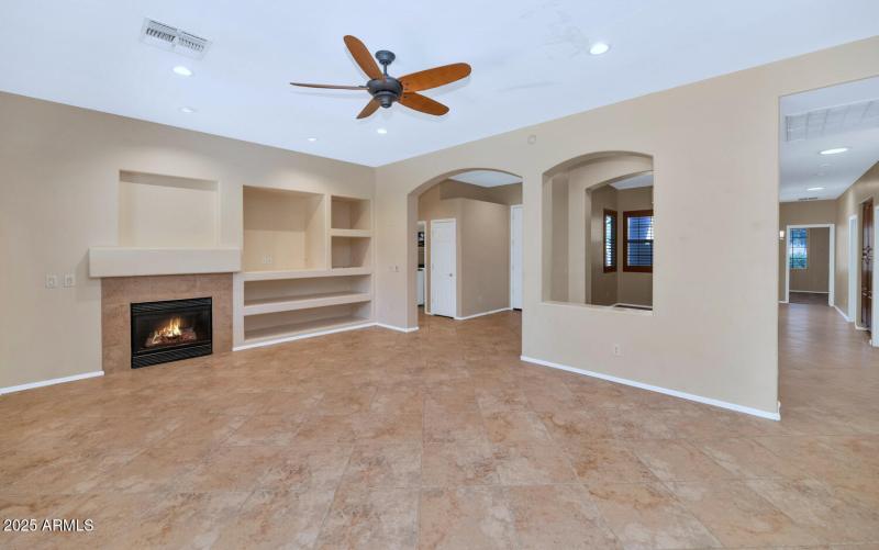 17651 W Ironwood-005-017-1500x941