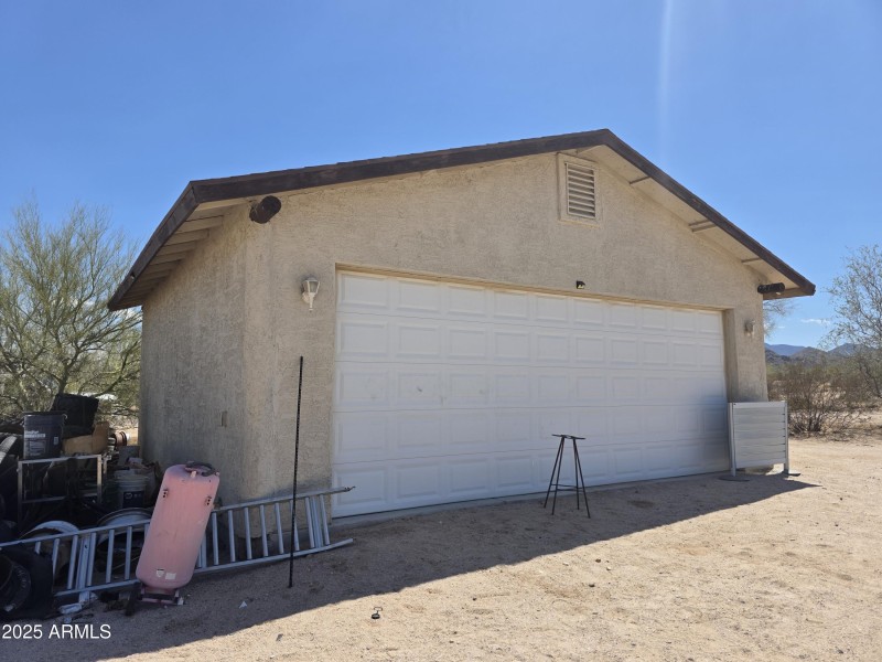 Detached Garage-FRONT