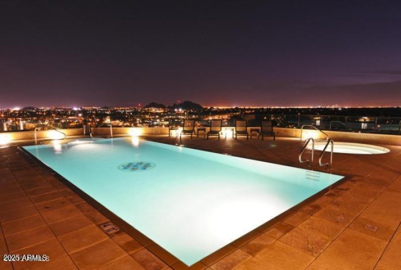 20171102212811217037000000-o