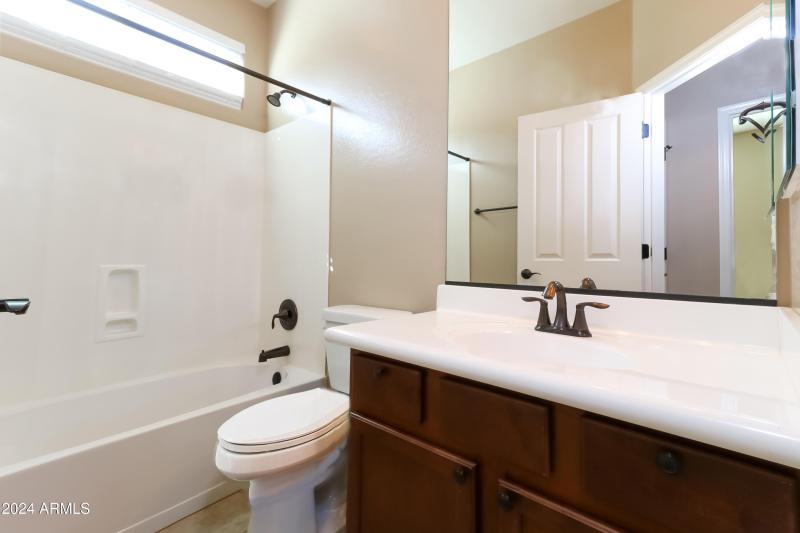 013-photo-no-caption-11030764