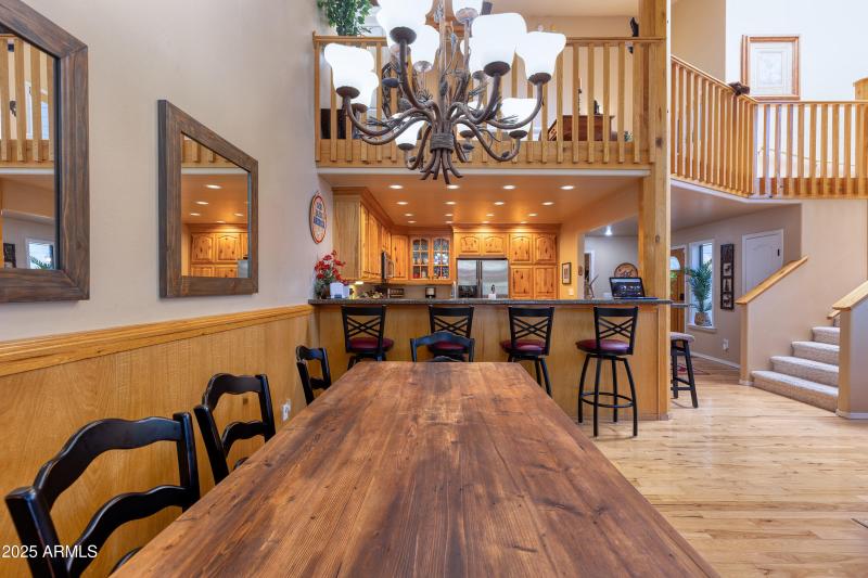 020_photo20_3723_crown_dancer_dr._pt_kar