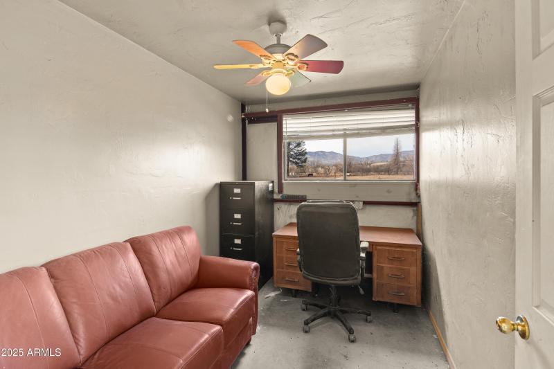 JL_4000WMahoneyRd-interiors-08