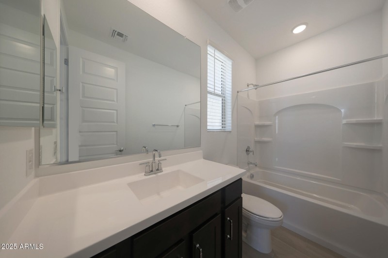 PHX_Lot 2127_Lagoon_4190_Bath3