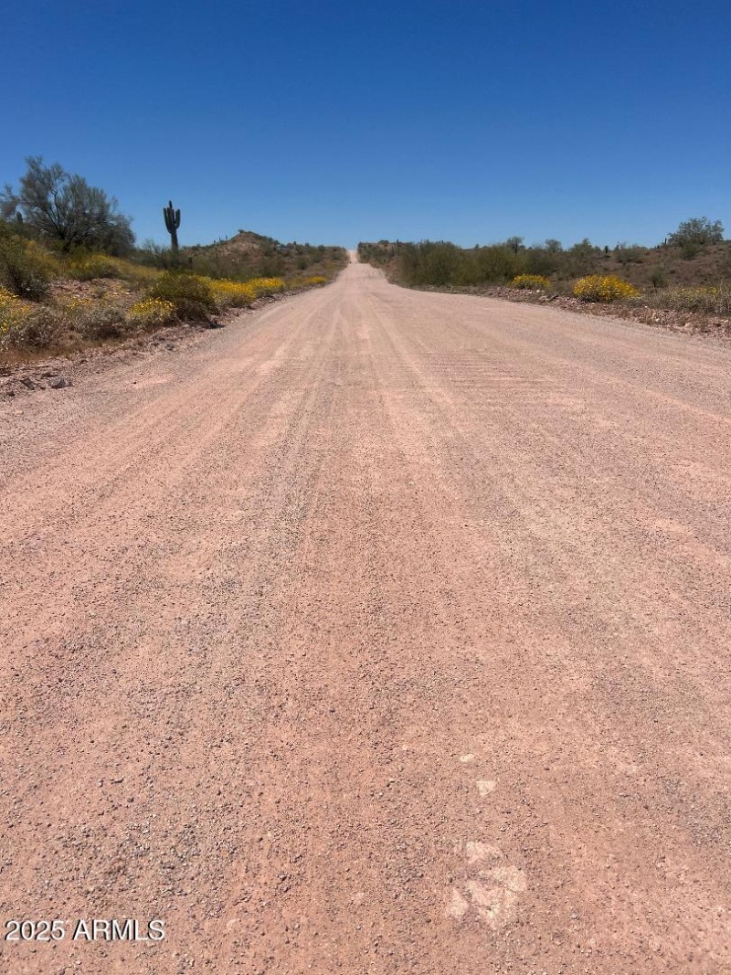 Road to 0 W Butte Creek