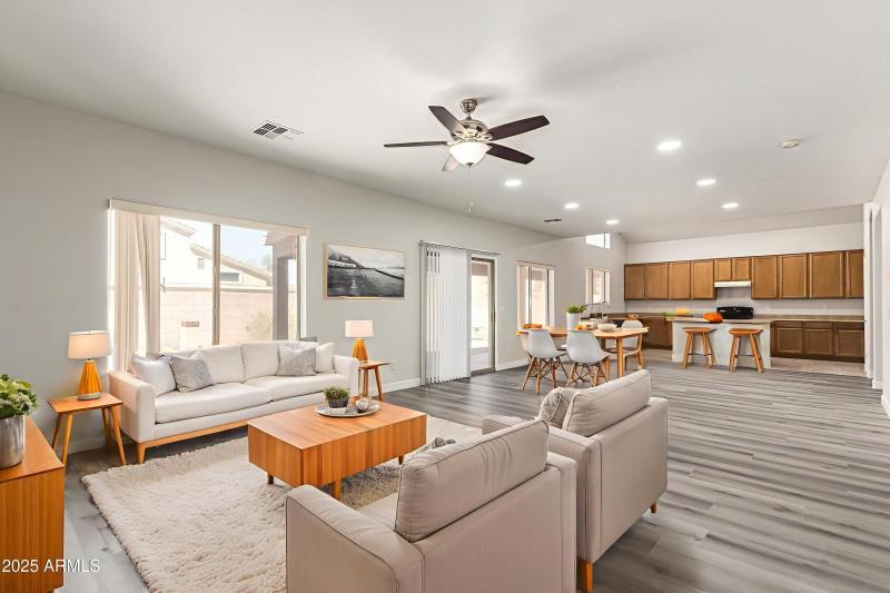 18-Meadowbrook - Kitchen - Scandinavian