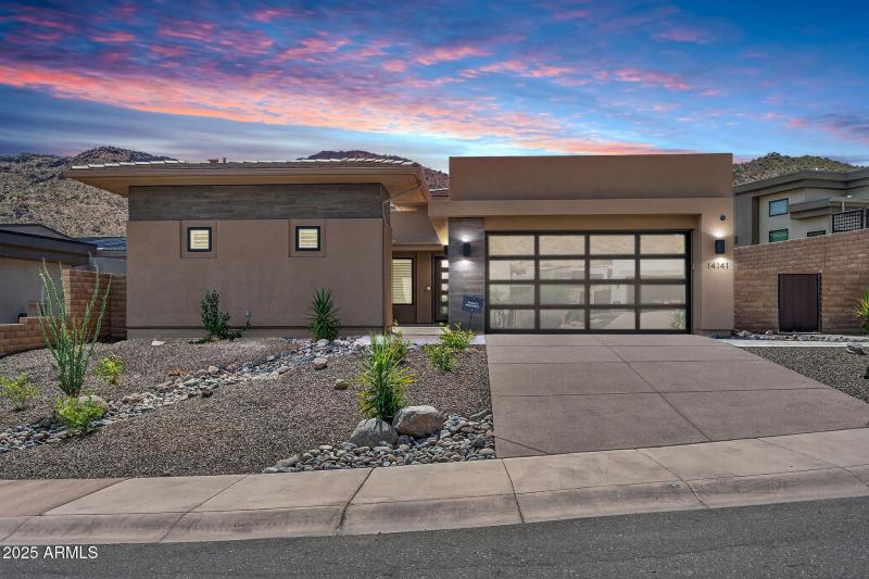 Twilight 1-web-or-mls-1-print-002_A74041