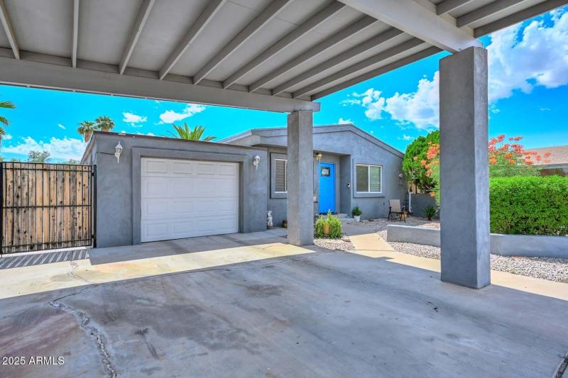 Driveway, Carport & RV Gate Access