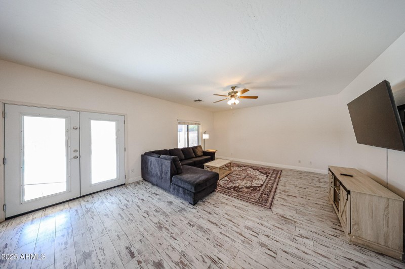 Great room with backyard access