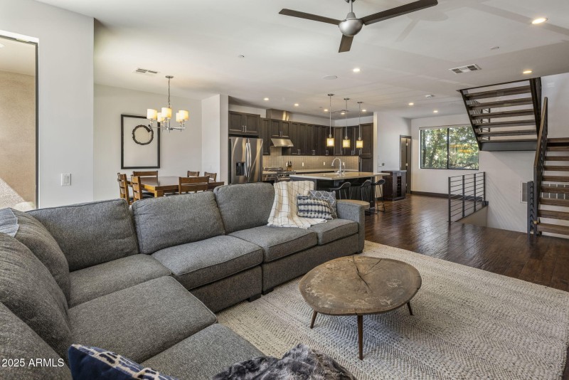 11-web-or-mls-D46A1023