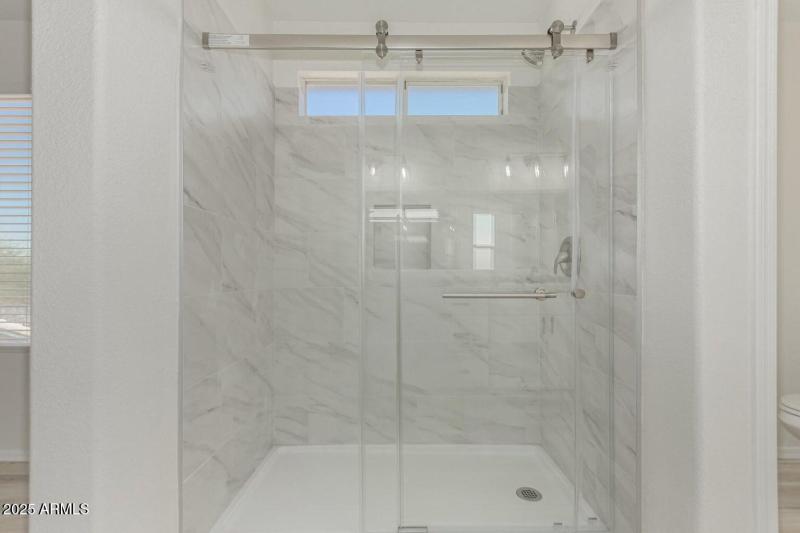 20250731230607996287000000-o