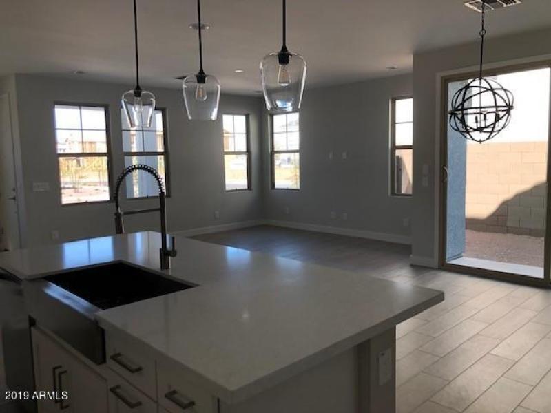 Kitchen Family Room1