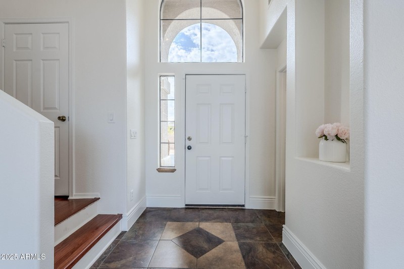 6-web-or-mls-Lindsay-6