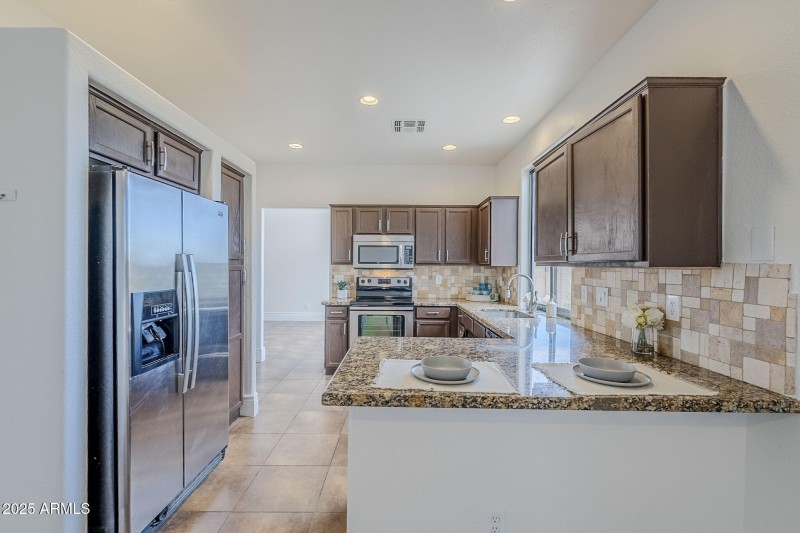 16-web-or-mls-Lindsay-16