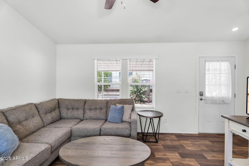 6-web-or-mls-Baseline-8