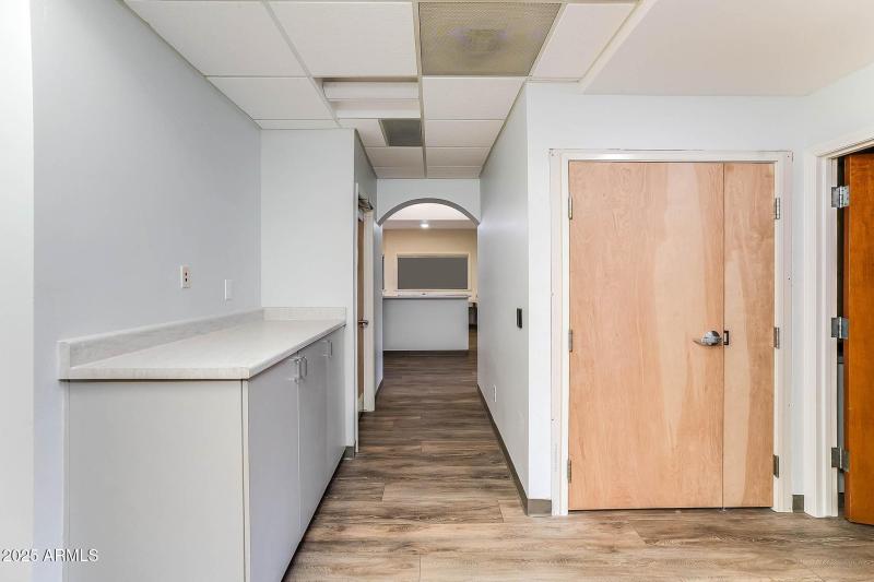 Suite 1 | Typical Hall